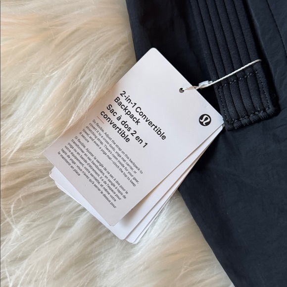 Lululemon 2-in-1 Convertible Backpack 21L main image 6